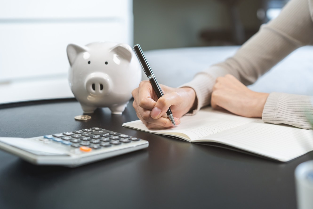 Pasirašai refinansavimo sutartį? Štai ką būtina patikrinti prieš dedant parašą