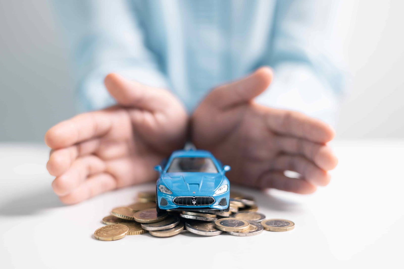 Naujas ar naudotas? Kuriam automobiliui verta imti paskolą?