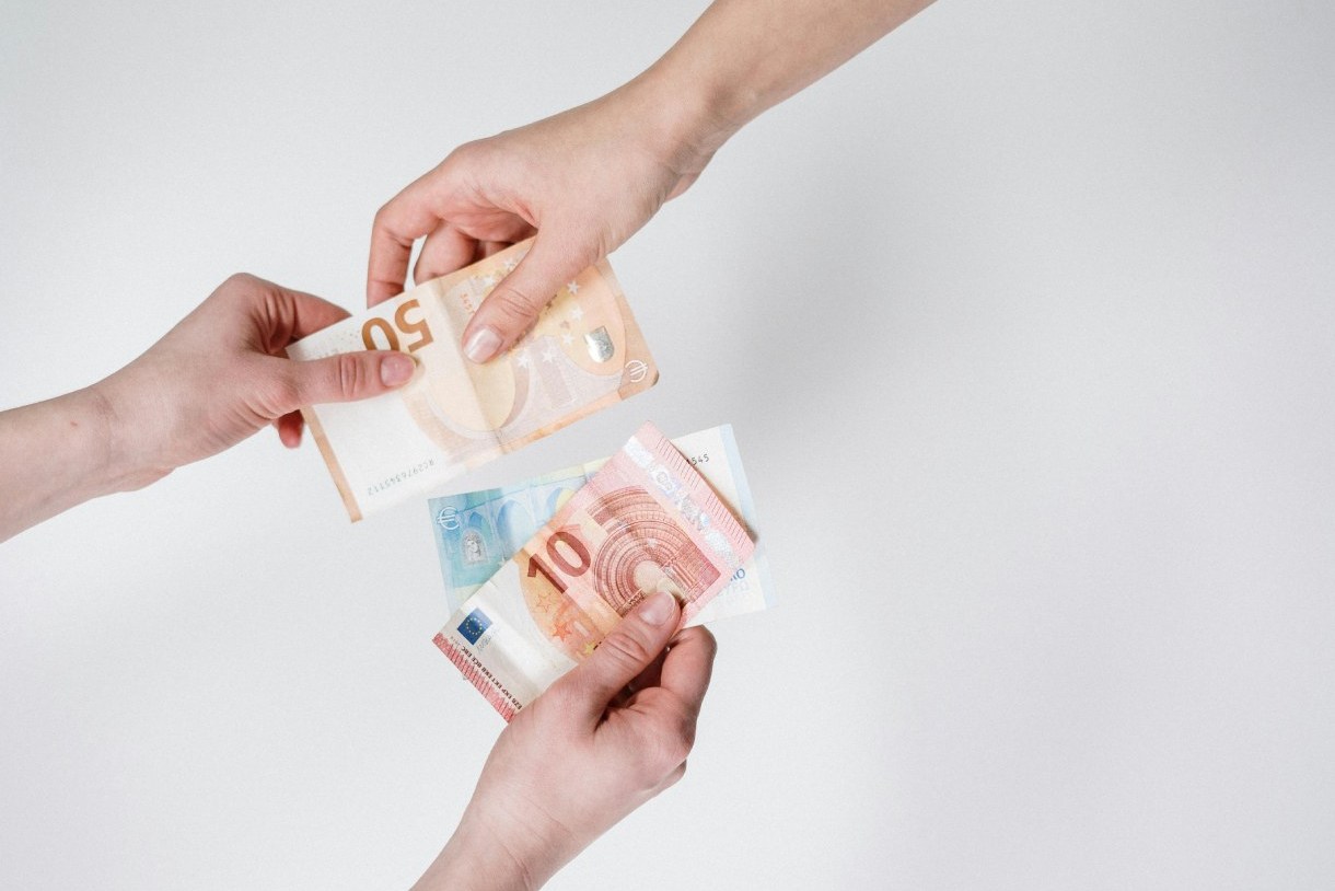 Ieškai paskolos su mažais procentais? Štai kas lemia tavo palūkanas