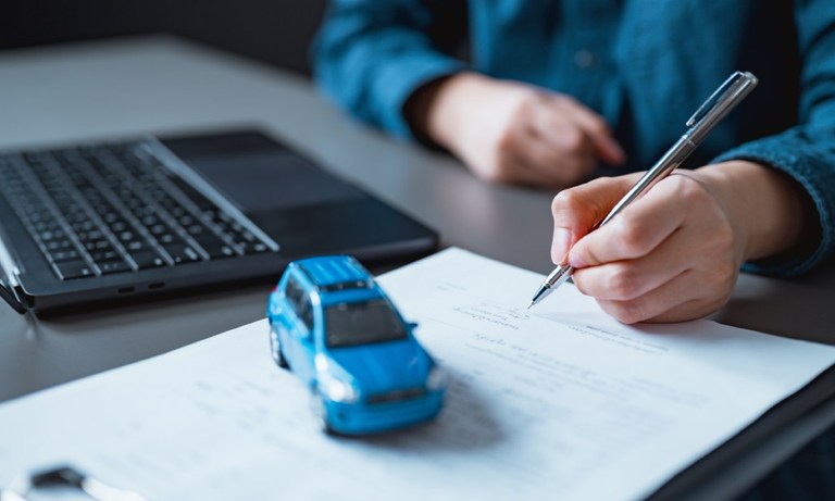 Ar verta imti paskolą automobiliui šiandien, ar geriau palaukti?