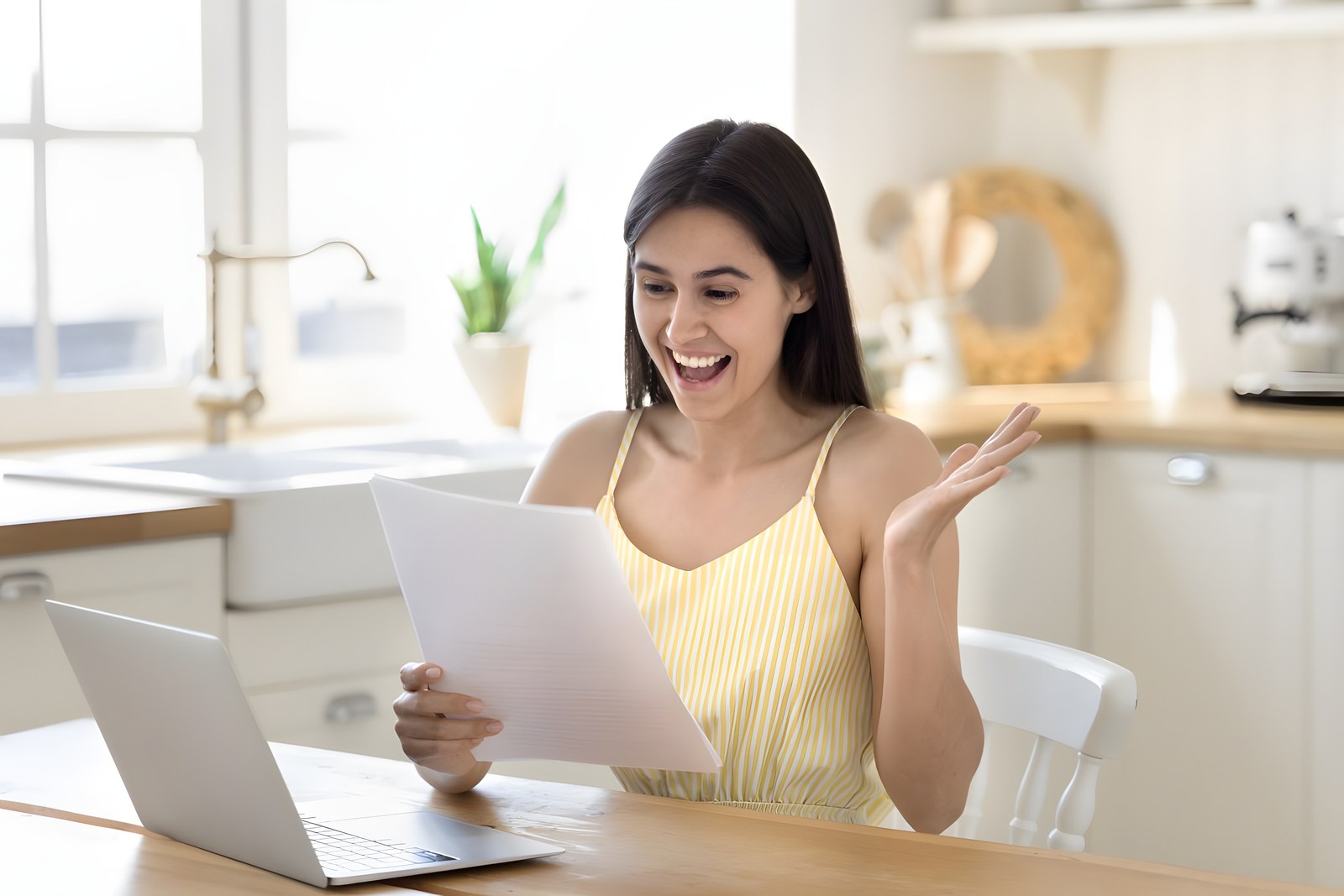 Pirmasis finansinis sprendimas: kaip jaunuoliui nepadaryti klaidų su paskola